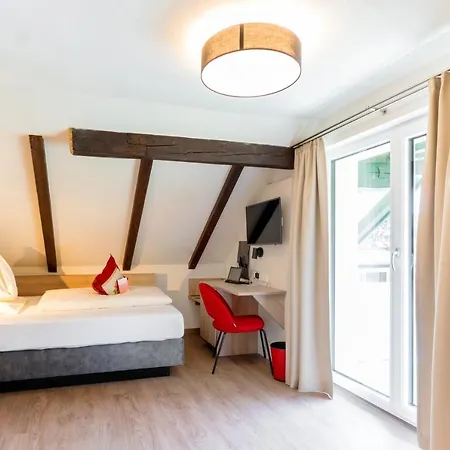 Hotel Rosenvilla 4*