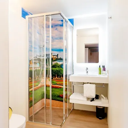 Rosenvilla Hotel 4*