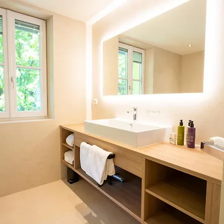 Hotel Rosenvilla 4*