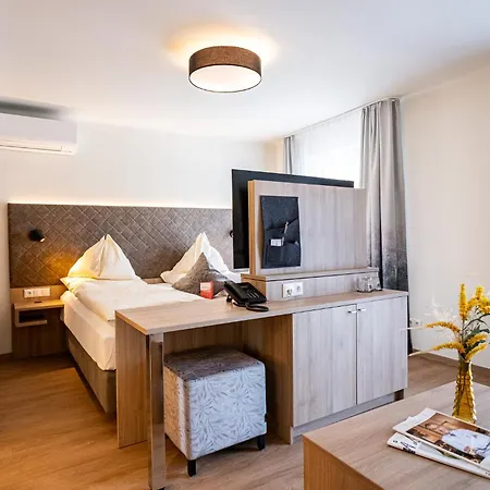 Rosenvilla 4*